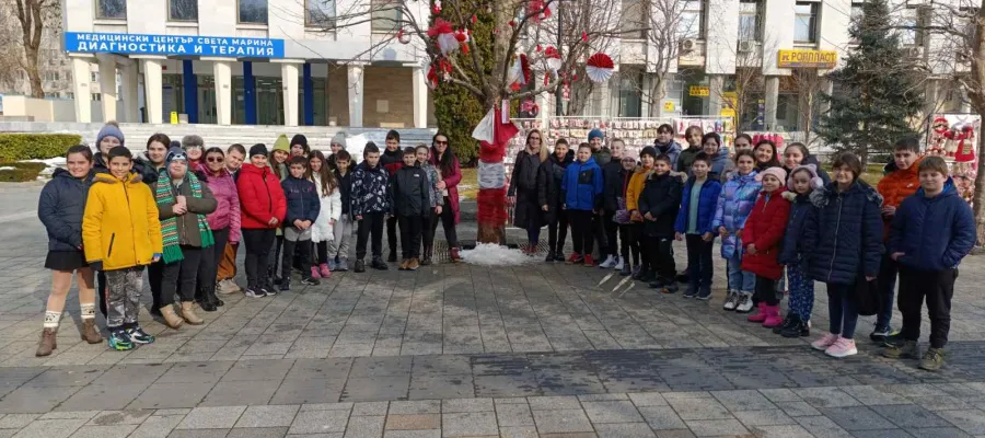 Основно изображение за Мартенското дръвче на заимовци