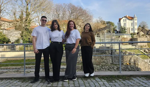 Изображение за Участие на ученици в състезанието &amp;quot;Пътешествие в биологията&amp;quot;