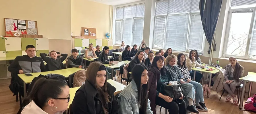 Основно изображение за Финална среща по Големия въпрос на VIII клас - &amp;quot;Как да оцелеем на ръба?&amp;quot;