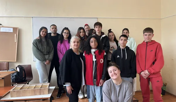 Изображение за Инициатива с БМЧК в СУ &amp;quot;Стоян Заимов&amp;quot;