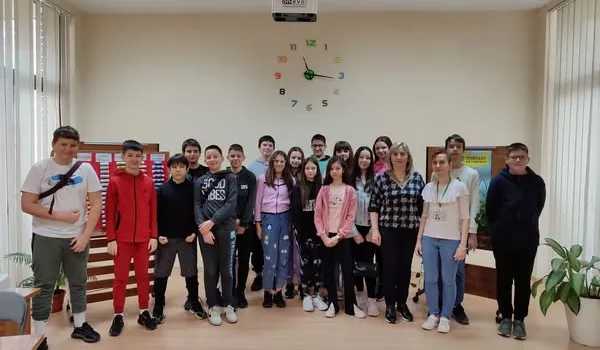 Изображение за В РБ &amp;quot;Христо Смирненски&amp;quot;