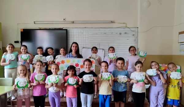 Изображение за „Пролетни празници, представени чрез изкуствата“