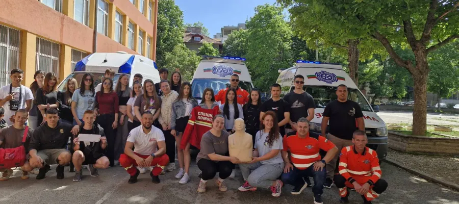 Основно изображение за Демонстрация на парамедици