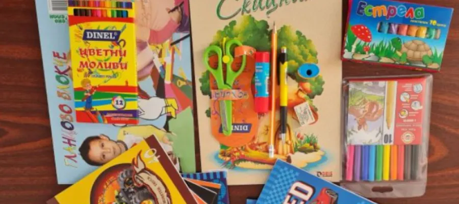 Основно изображение за Необходими пособия за първокласниците