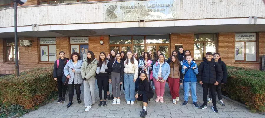 Основно изображение за Посещение на изложба „Книжарите - апостоли на книгата през Възраждането”