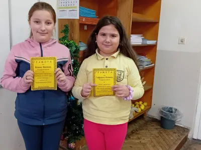 Елина Мехмед и Габриела Илиева.jpg