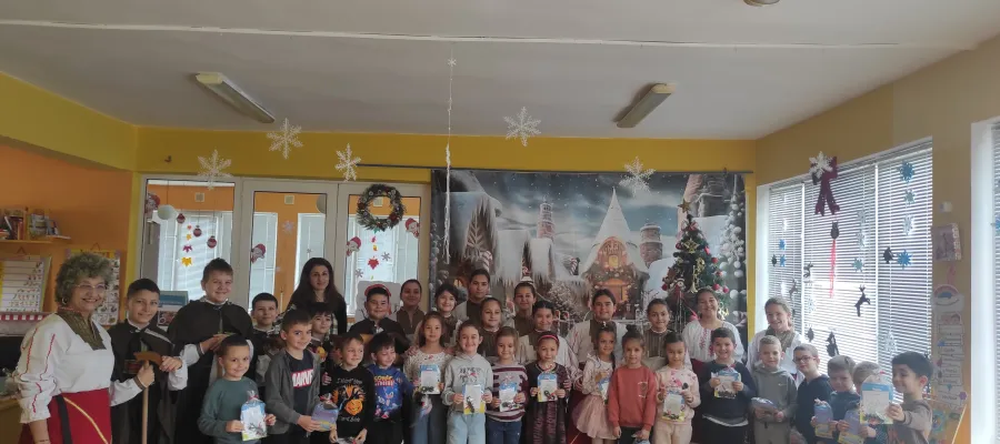 Основно изображение за Четвъртокласниците на гости в ДГ &amp;quot;Гергана&amp;quot;