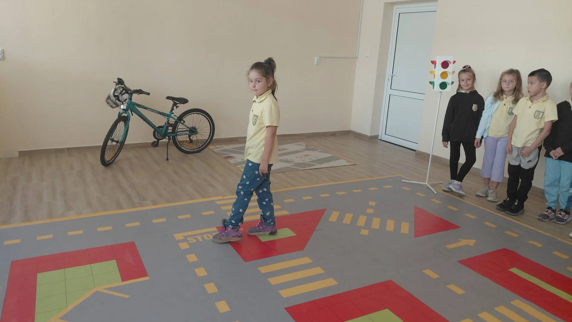 Безопасно от дома до училище с I "а" клас!